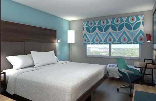 Greenbrier East Hotel | 21 m² Hotel ∙ 10 guests