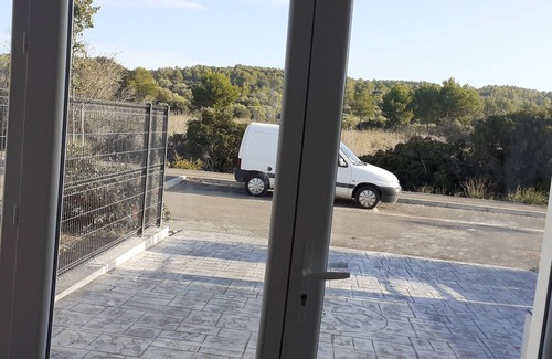 Sigean Apartment | 21 m2 room at the foot of the vineyards, beach 5kms away, all shops, quiet residence