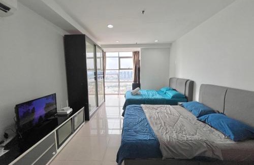 Subang Jaya Apartment | #21 Studio First Subang Mall SS15 Courtyard-2mins to SS15 LRT !2-5PAX!