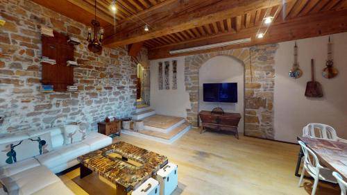 Old Lyon Apartment | 210 m² Apartment ∙ 3 bedrooms ∙ 12 guests