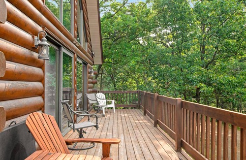 Friendship Cabin | 210 m² Cabin ∙ 3 bedrooms ∙ 12 guests