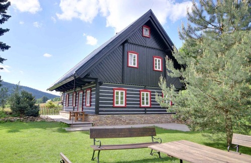 Horni Marsov House | 210 m² House ∙ 3 bedrooms ∙ 14 guests