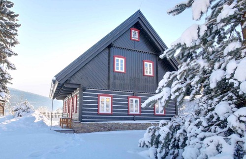 Horni Marsov House | 210 m² House ∙ 3 bedrooms ∙ 14 guests
