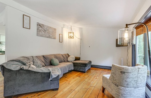 Town of Lumberland House | 210 m² House ∙ 4 bedrooms ∙ 9 guests