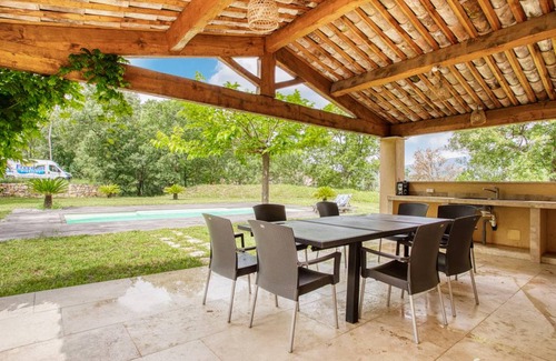 Fayence House | 210 m² House ∙ 5 bedrooms ∙ 10 guests