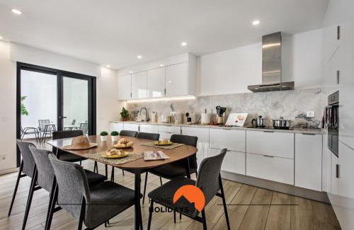 Calicos House | #211 Cerro Lagoa by Home Holidays