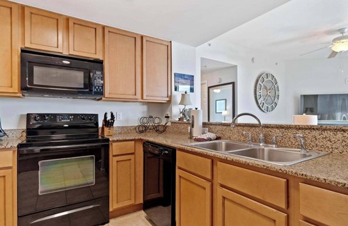Fort Walton Beach - Destin Condo | 21101 Stunning 2-Bdm Gulf/Pool Views ~ HOT Savings ~ Book Sept 7th ~ Amenities