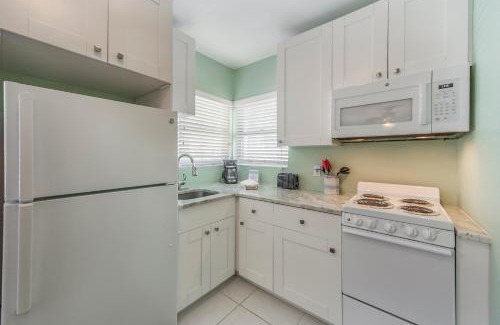 Madeira Beach House | #212 Surf Song Resort