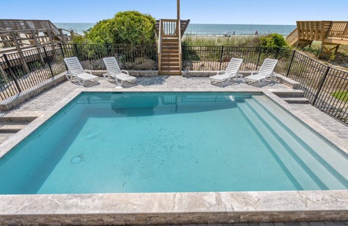 Surfside Beach House | 213 m² House ∙ 4 bedrooms ∙ 14 guests
