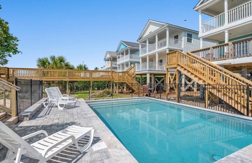 Surfside Beach House | 213 m² House ∙ 4 bedrooms ∙ 14 guests