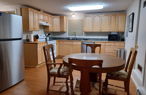 Fairbanks House | 2135 Hilton Avenue Vrbo Duplex