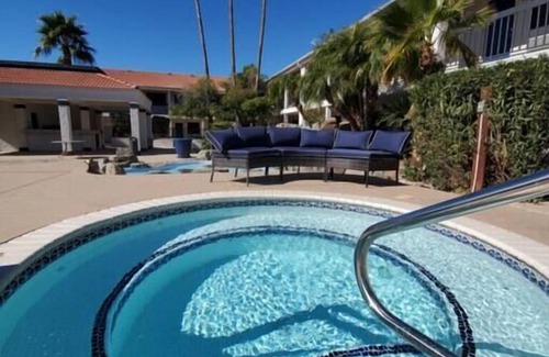 Mesa Apartment | 214 Cozy and stylish one bedroom -2 Beds - Pool!