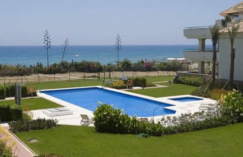 New Golden Mile Apartment | 214 Luxury Apartments-Estepona, 2 B'room, 28c All Year 20m Heated Pool