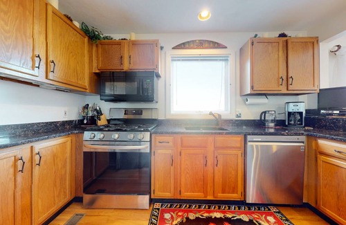 Plymouth House | 214 m² House ∙ 3 bedrooms ∙ 6 guests