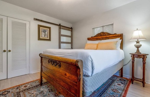 Homestead House | 214 m² House ∙ 4 bedrooms ∙ 10 guests