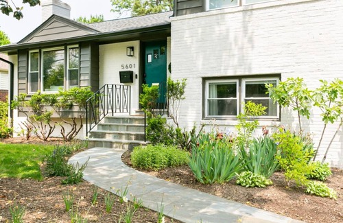 North Bethesda House | 214 m² House ∙ 4 bedrooms ∙ 8 guests