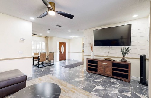 Beach Haven House | 215 m² House ∙ 5 bedrooms ∙ 10 guests