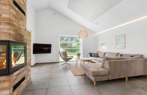 Blavand Strand House | 215 m² House ∙ 4 bedrooms ∙ 8 guests