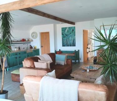 Pevensey House | 216 Coast Road, Ocean Bliss Direct Beach Access & Endless Waves