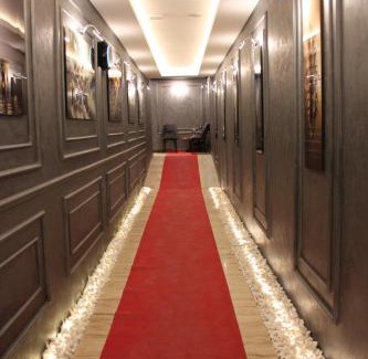 Pendik District Hotel | 216 Silver Suite