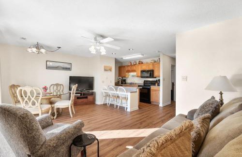 Surfside Beach House | 217 B1 Grand Palm Resort