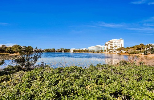 Sunnyside House | 217 m² House ∙ 4 bedrooms ∙ 12 guests