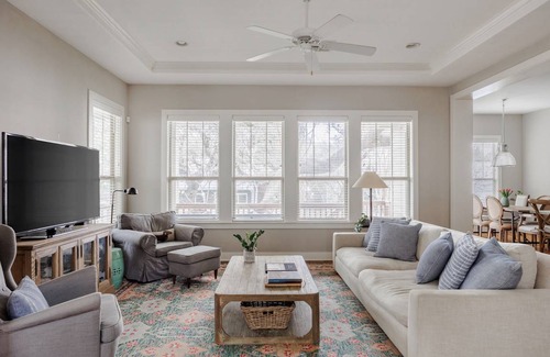 Travis Heights House | 217 m² House ∙ 3 bedrooms ∙ 6 guests