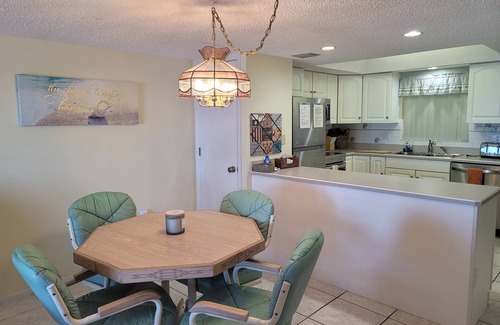 Ormond Beach Condo | 217 Ormond Ocean Club Ocean Front Condo - Welcome to Paradise