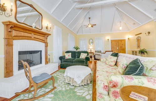 Fairhope Cottage | 218 m² Cabin ∙ 3 bedrooms ∙ 6 guests