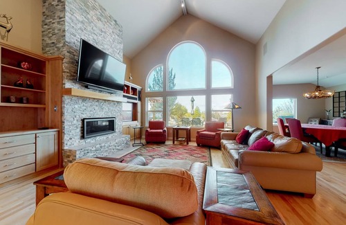 Redmond House | 218 m² House ∙ 3 bedrooms ∙ 8 guests