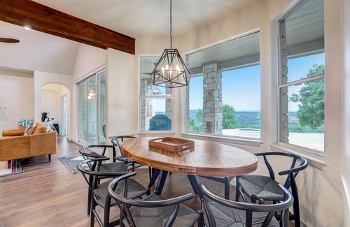 Oatmeal House | 218 m² House ∙ 4 bedrooms ∙ 10 guests