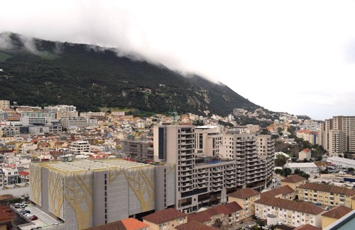 Gibraltar Apartment | 21st floor luxury escape