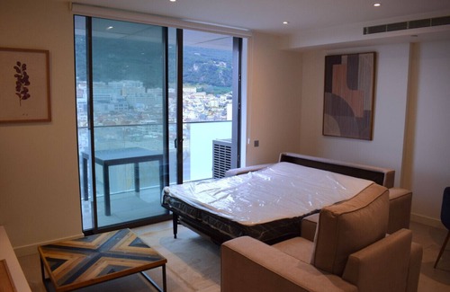 Gibraltar Apartment | 21st floor luxury escape