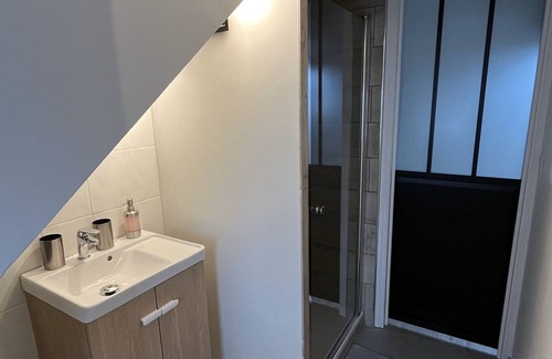 Carentan Apartment | 22 / 5 000 Résultats de traduction Résultat de traduction At Marie & Guillaume
