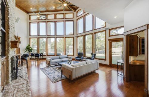 Garland House | 22-Acres Mansion - Pool Party Venue Games & More