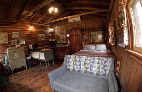 Seneca Rocks House | 22 m² House ∙ 1 bedroom ∙ 2 guests
