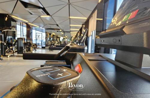 Downtown George Town Hotel | 22 Macalisterz Premium Suites Penang by Byon