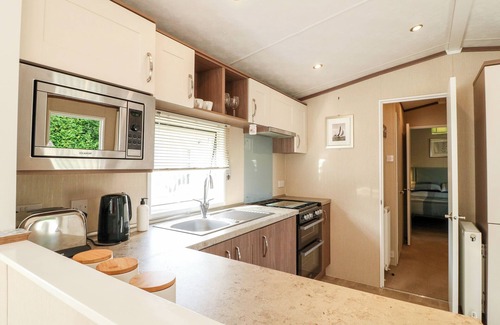 Fenny Bentley House | 22 WASHBROOK WAY - ASHBOURNE HEIGHTS, family friendly in Ashbourne