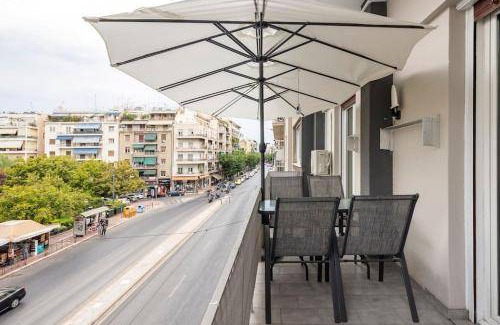 Kypseli Apartment | 220 m² Apartment ∙ 5 bedrooms ∙ 10 guests
