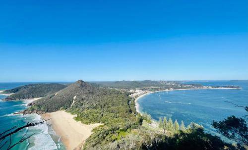 Nelson Bay House | 220 m² House ∙ 3 bedrooms ∙ 6 guests