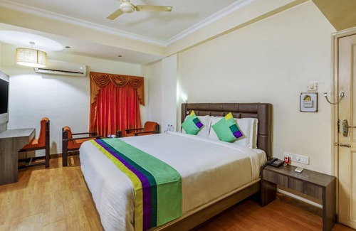 Navrangpura Hotel | 220 m² Hotel ∙ 5 guests