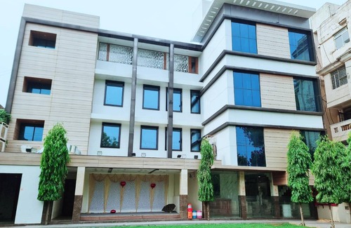 Gwalior Hotel | 220 m² Hotel ∙ 3 guests