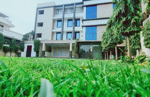 Gwalior Hotel | 220 m² Hotel ∙ 3 guests