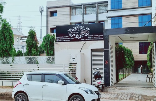 Gwalior Hotel | 220 m² Hotel ∙ 3 guests