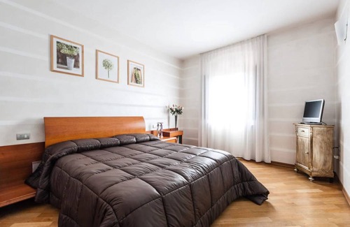 Vecchiano House | 220 m² House ∙ 3 bedrooms ∙ 7 guests