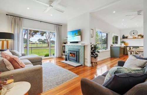 Dunkeld House | 220 m² House ∙ 3 bedrooms ∙ 6 guests