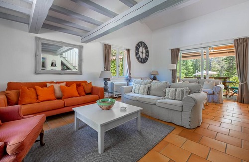 Callian House | 220 m² House ∙ 4 bedrooms ∙ 8 guests