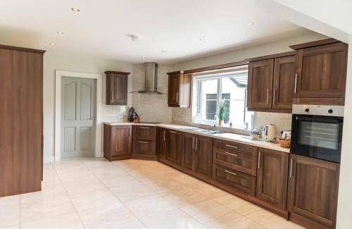 Fahan House | 220 m² House ∙ 4 bedrooms ∙ 8 guests