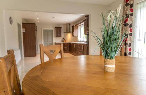 Fahan House | 220 m² House ∙ 4 bedrooms ∙ 8 guests