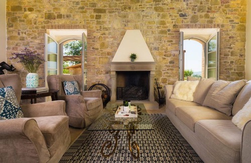 Gualdo Cattaneo Villa | 220 m² Villa ∙ 4 bedrooms ∙ 10 guests